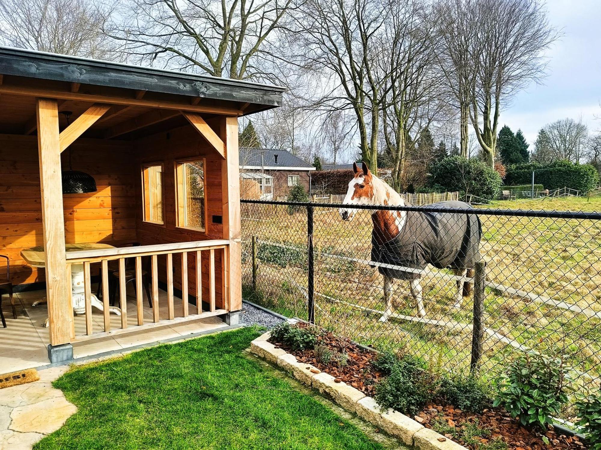 "Huisje Op De Veluwe" Met Prive Jacuzzi En Bar! Ermelo Exteriör bild